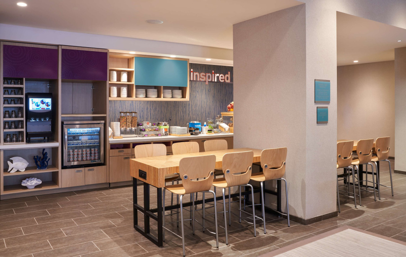 Food & Drinks 4, Home2 Suites by Hilton Ft. Lauderdale Downtown, FL, Broward