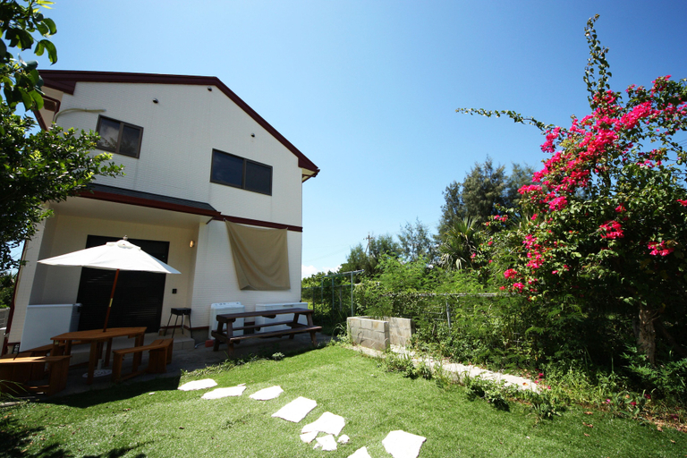 Exterior & Views, 38 nago, Nago