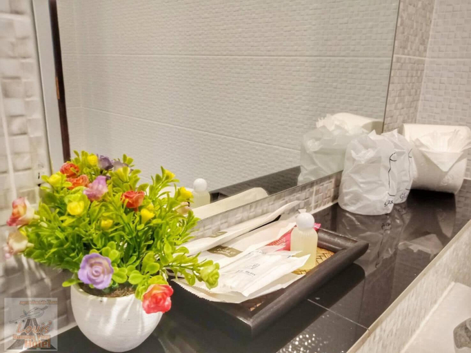 Bathroom 4, Louis' Runway View Hotel, Phuket Island