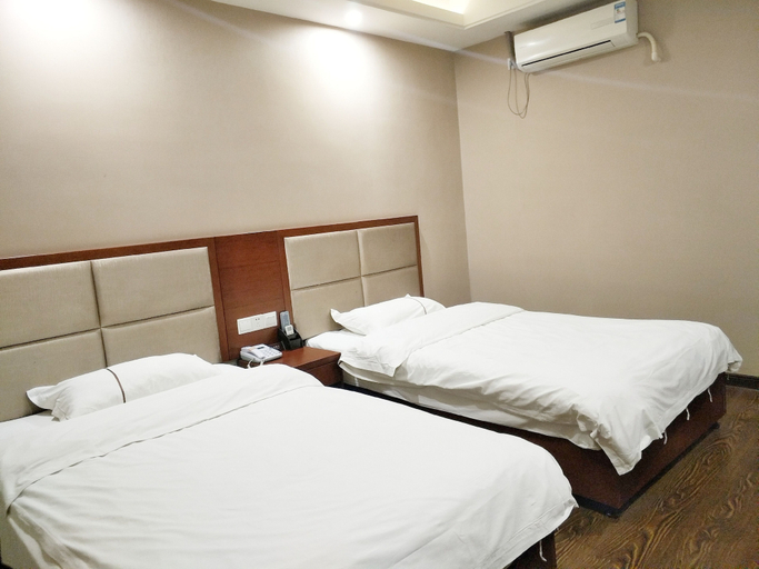 Bedroom 4, Huaxi Hotel, Harbin