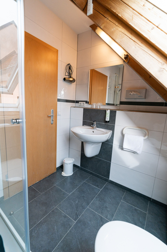 Bathroom 5, Hotel am Stadthaus, Breisgau-Hochschwarzwald
