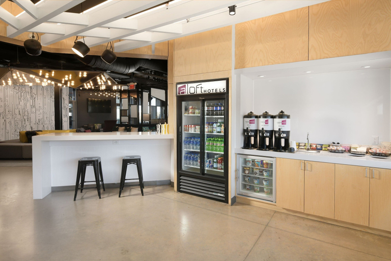 Food & Drinks 5, Aloft by Marriott Lubbock, Lubbock
