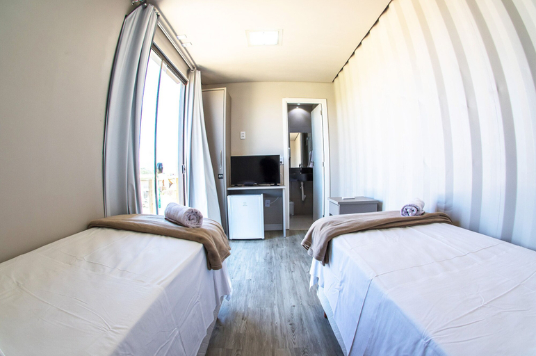 Bedroom 2, Innbox - Praia Do Rosa - Hostel, Imbituba