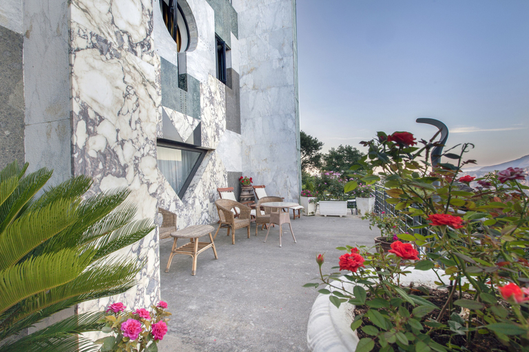 Exterior & Views 2, Villa La Ventana, Napoli