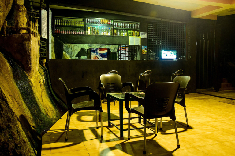 Food & Drinks 4, Sinharaja Park Hotel, Kotapola