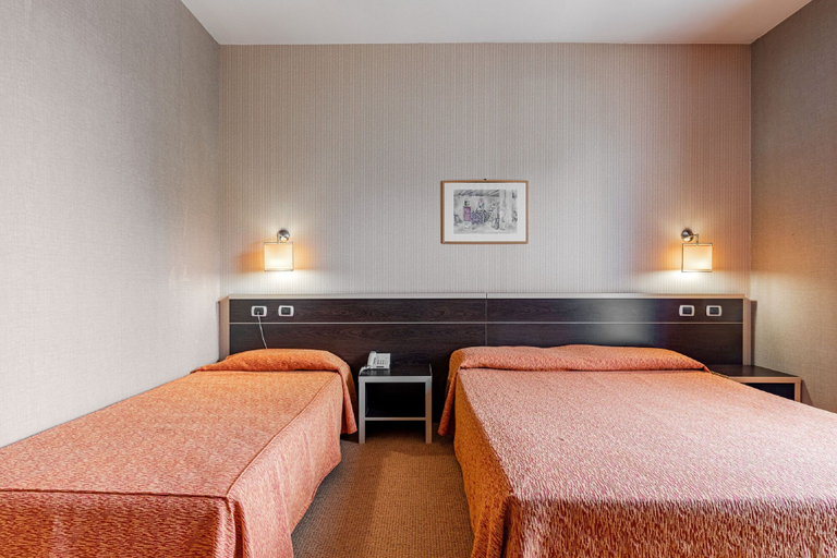 Bedroom 2, LVG Hotel Collection - Al Mulino, Alessandria