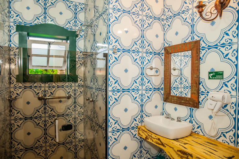 Bathroom 4, Pousada Tiradentes Village, Tiradentes