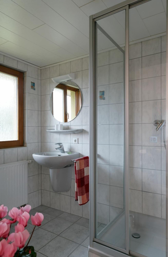 Bathroom 5, Gasthof zur Burg, Waldshut