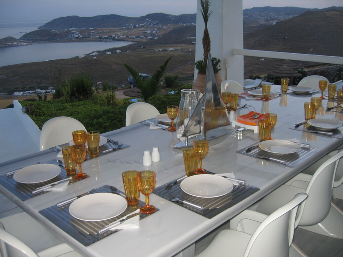 Food & Drinks, Mar Y Sol, South Aegean