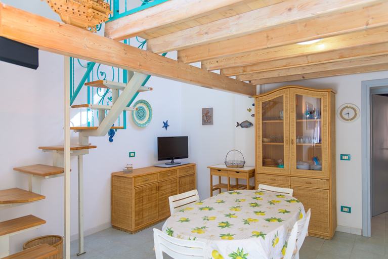In-room dining 2, Appartamento Poggio Al Sole, Livorno