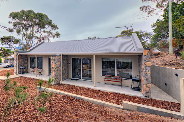Freycinet Stone Studio 8, Glamorgan-Spring Bay
