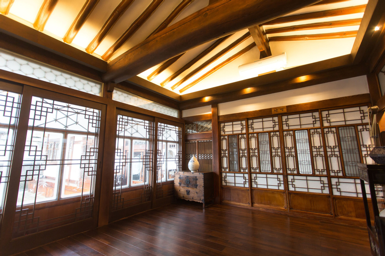 Others 4, Hanok1957, Buk