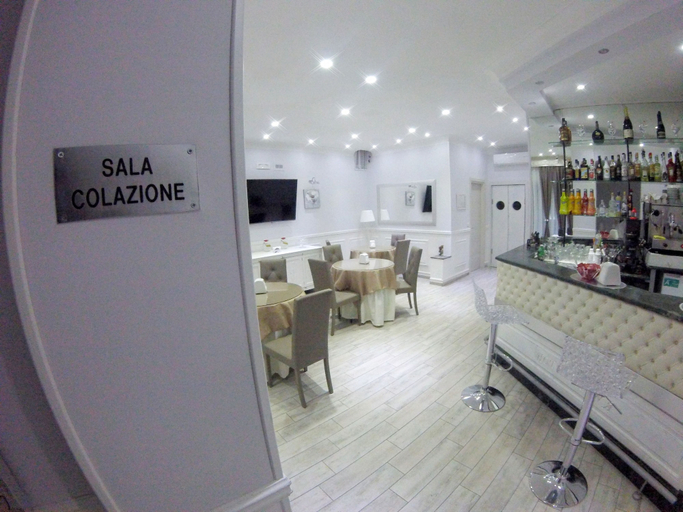 Food & Drinks 5, Runa Hotel, Napoli