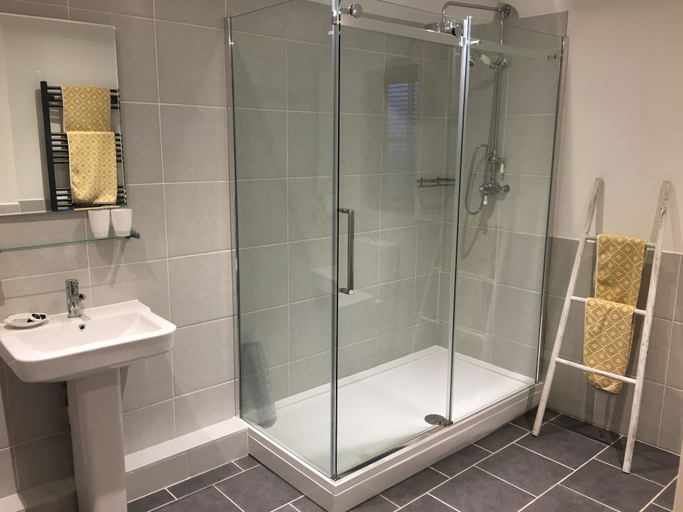 Bathroom 3, Grove Barn Bed and Breakfast, Norfolk