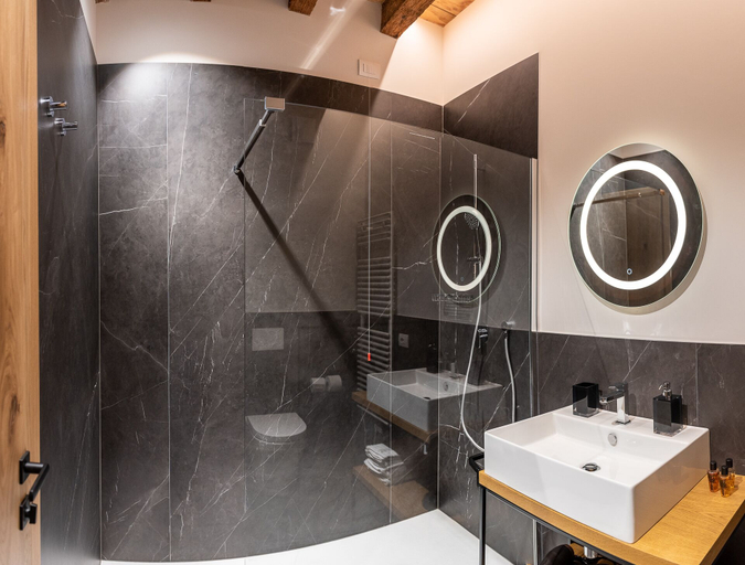 Bathroom 3, BURANELLI CHARME ROOMS, Treviso