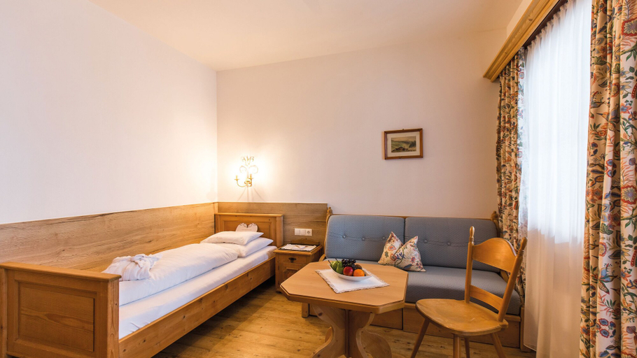 Bedroom 3, Hotel Gaspingerhof, Schwaz