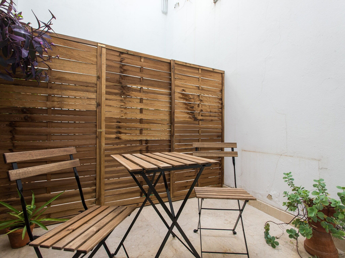 Others 5, Boutike Apartments, Sevilla
