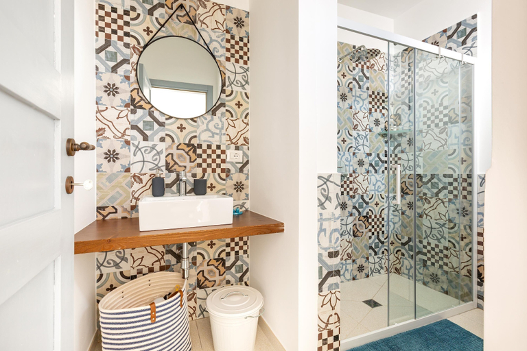 Bathroom 5, 2124 I Colmi Trulli Suites, Taranto