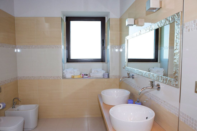Bathroom 3, Parco delle Stelle, Campobasso