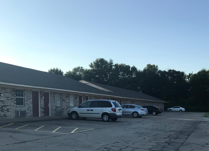 Exterior & Views 2, Relax Inn Henryetta, Okmulgee