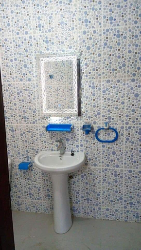 Bathroom, Paris  Résidence, Dakar