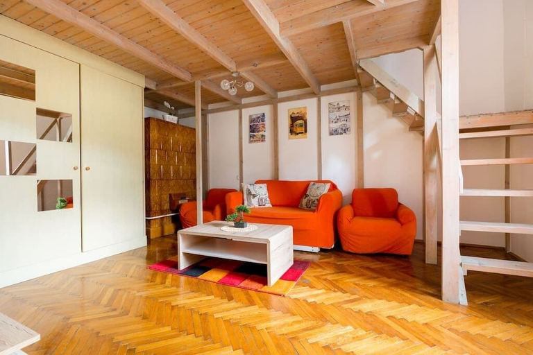 Others 5, Hunyadi 3 Apartment, Budapesti
