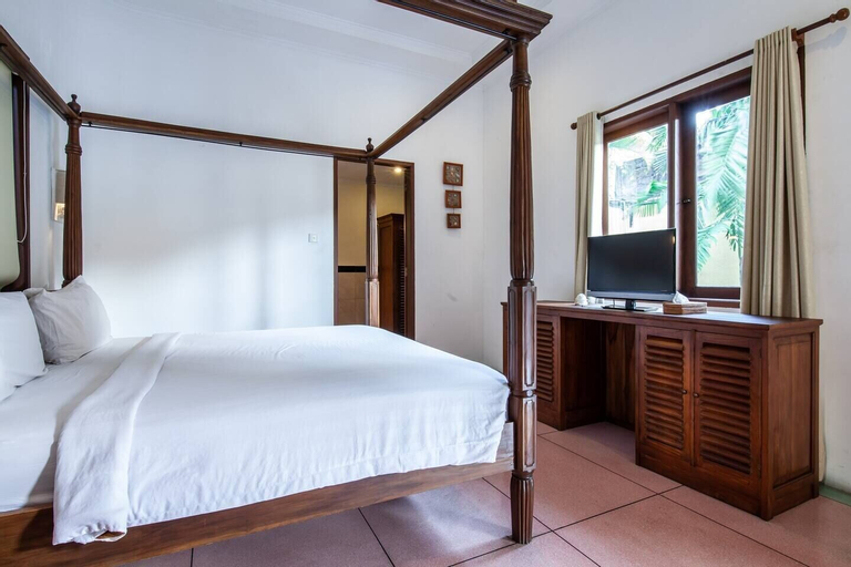 Bedroom 3, 8-BR Private Pool Villa Walk to Seminyak Beach, Badung