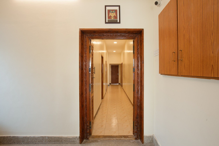 Others, Hotel Temple Stay, Tiruchirappalli