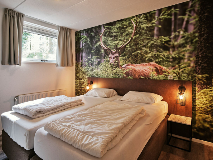 Bedroom 3, Vakantiepark De Bosrand, Epe