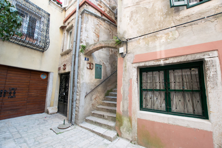 Exterior & Views, Beautiful Rustical Apartment in Rovinj, Rovinj