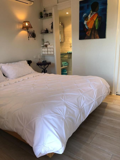 Bedroom 4, Les Grimaldines - Maison d'Hotes C 2 Bis, Alpes-Maritimes