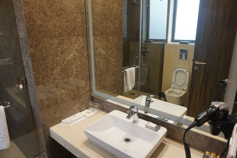 Bathroom 4, Comfort Inn Dhaliwals Gurgaon, Gurgaon