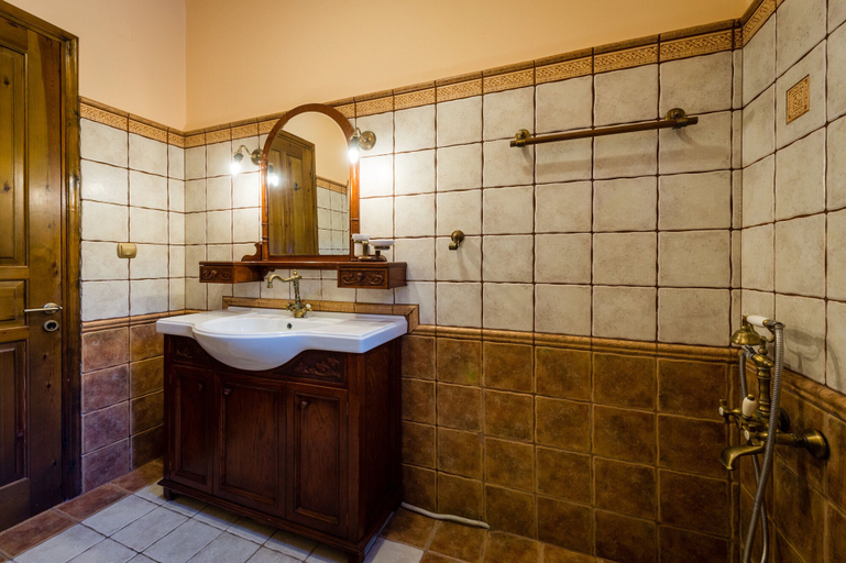 Others 5, Mazourka, Ionian Islands
