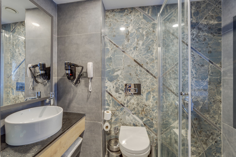 Bathroom 4, Signature Blue Resort KuÅŸadası - All inclusive, Kuşadası