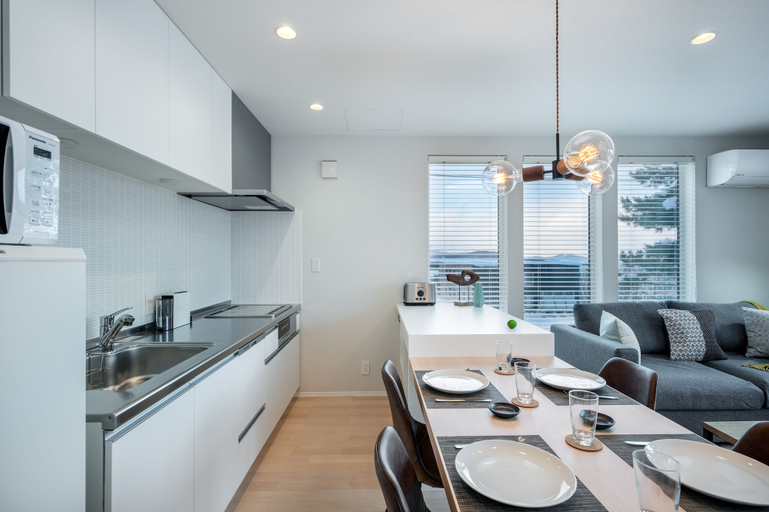 Others 5, Arthouse by H2 Life, Furano