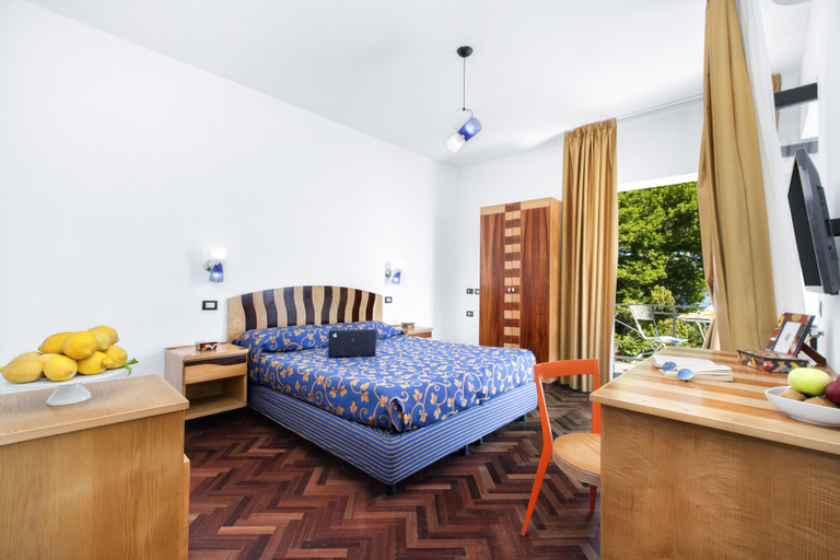 Bedroom 4, Villa La Ventana, Napoli