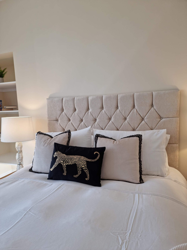 Bedroom 2, Darris Farmhouse, Highland