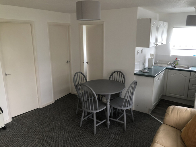 Others 4, Inviting 2-bed Apartment in Hemsby, Norfolk