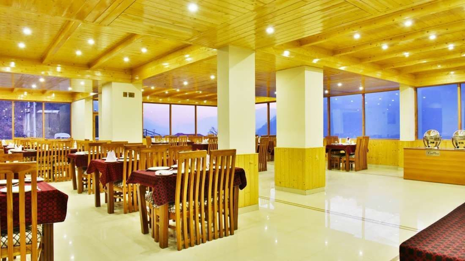 Food & Drinks 5, Whistling Pines Resorts and Spa, Kullu