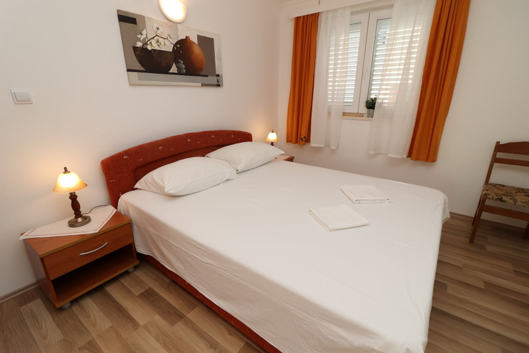 Bedroom 2, Apartments Sergej, Janjina