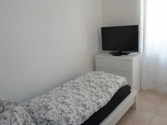 Bedroom 3, Pension Relax, Offenbach am Main