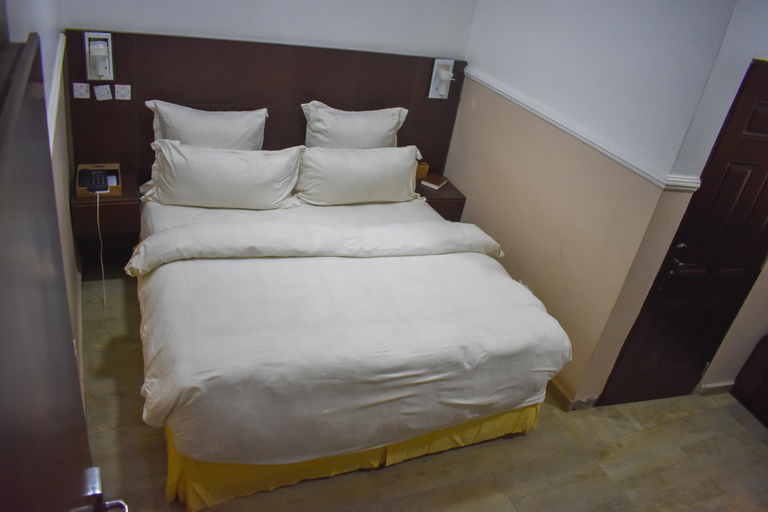 Bedroom 2, Zeus Paradise Hotel Abuja, AbujaMun