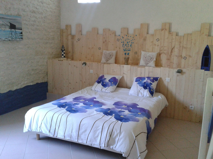 Bedroom 3, Domaine L'Albizia, Charente-Maritime