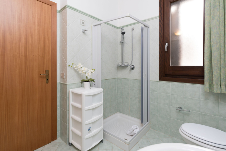 Bathroom 4, I tre Golfi Nespolo, Trapani