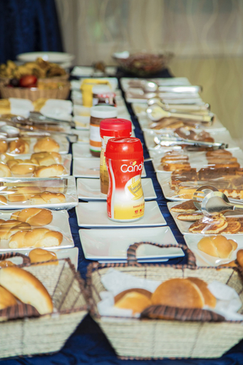 Food & Drinks 5, LA JOIE PLAZZA HOTEL, Sud-Kivu