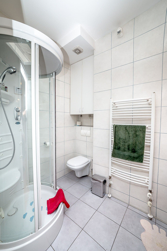 Bathroom 3, Art Deco Apartment, Zagreb