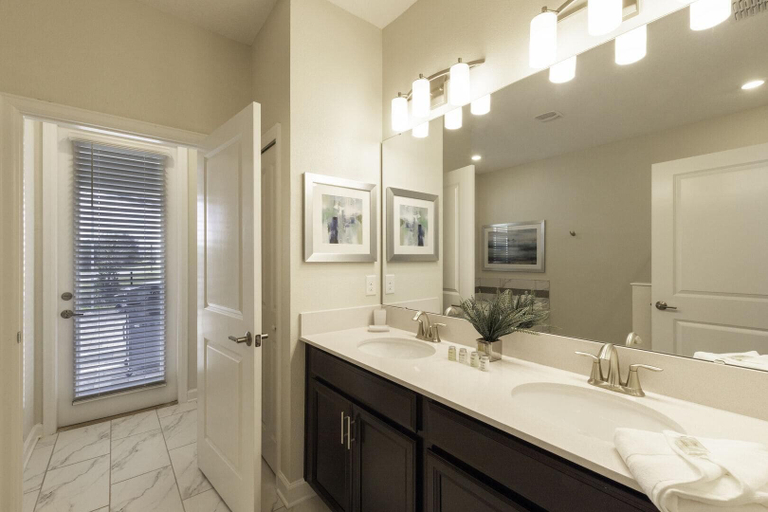 Bathroom 4, 8850ccd NON Renting 09/13/2021-the Retreat at Championsgate, Polk