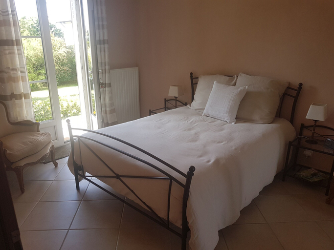 Bedroom 3, La Montignonne, Seine-et-Marne