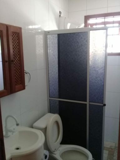 Bathroom 4, Lagoa Country Club, Cidreira