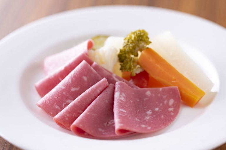 Food & Drinks 6
